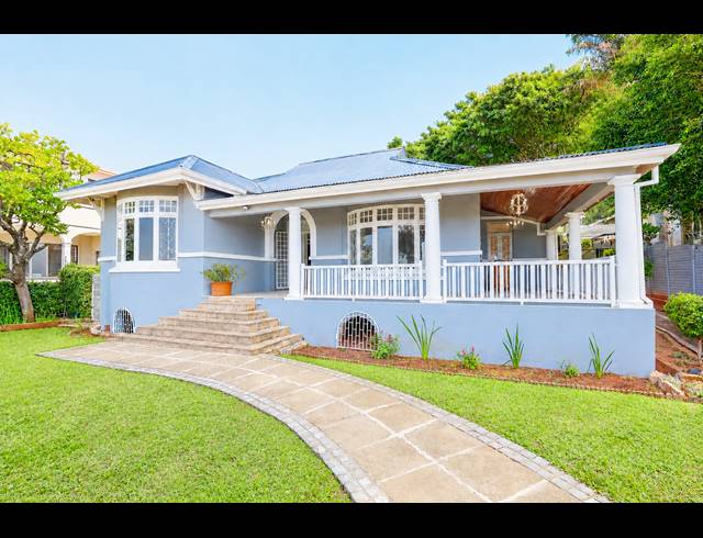 4 BEDROOM HOUSE FOR SALE IN ESSENWOOD